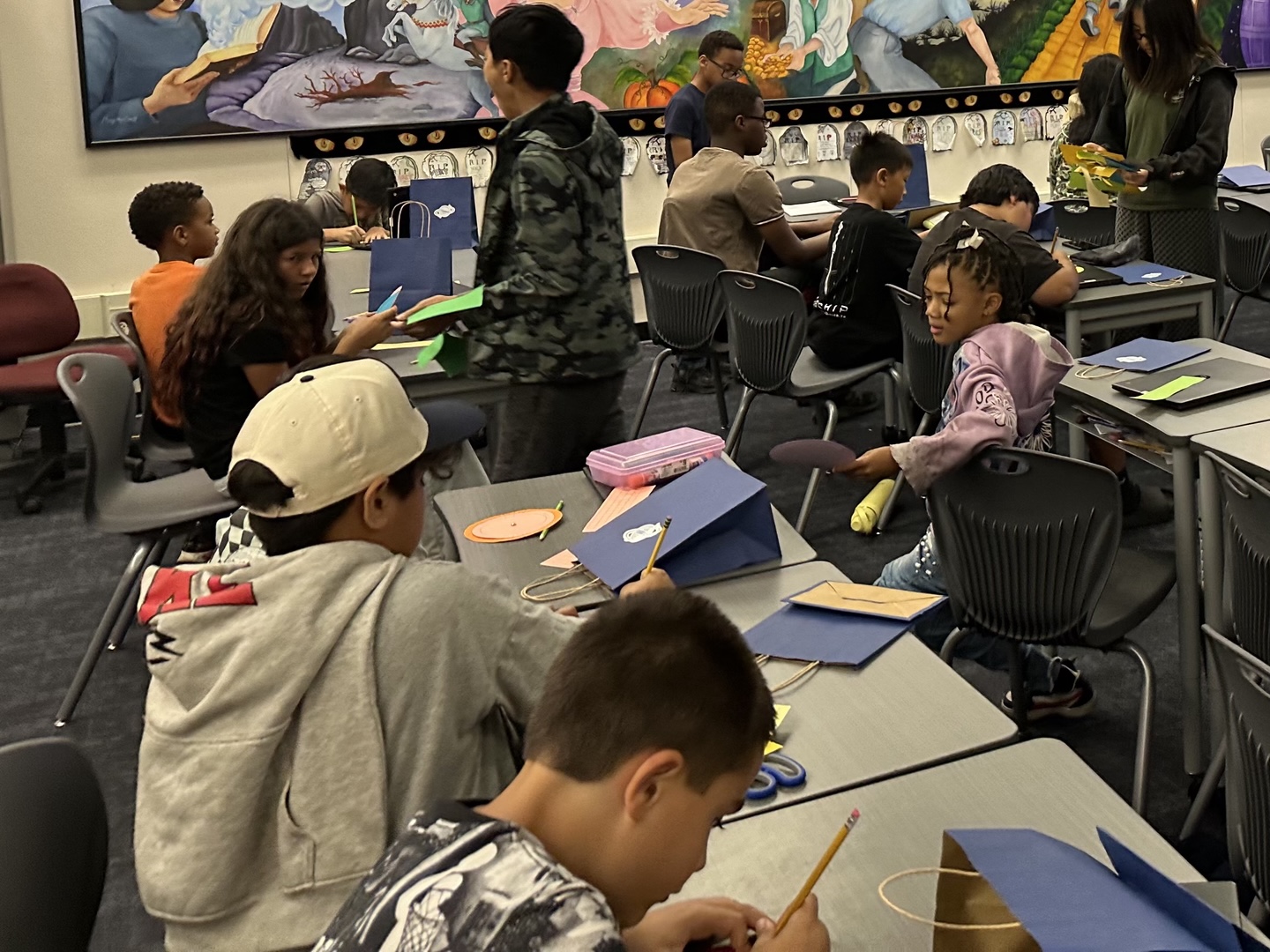 CurioCrate Classroom Session